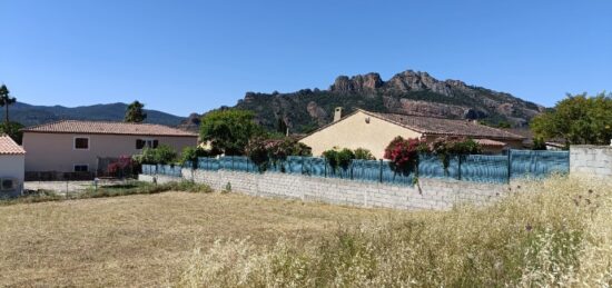 Terrain à bâtir à Roquebrune-sur-Argens, Provence-Alpes-Côte d'Azur
