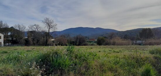 Terrain à bâtir à Pignans, Provence-Alpes-Côte d'Azur