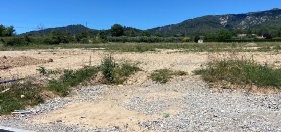 Terrain à bâtir à Volx, Provence-Alpes-Côte d'Azur