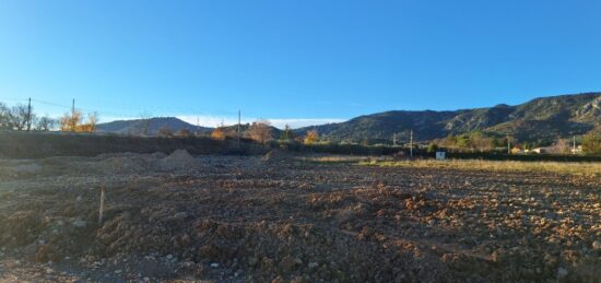 Terrain à bâtir à Volx, Provence-Alpes-Côte d'Azur