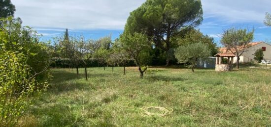 Terrain à bâtir à Éguilles, Provence-Alpes-Côte d'Azur