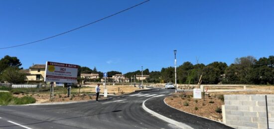 Terrain à bâtir à , Vaucluse